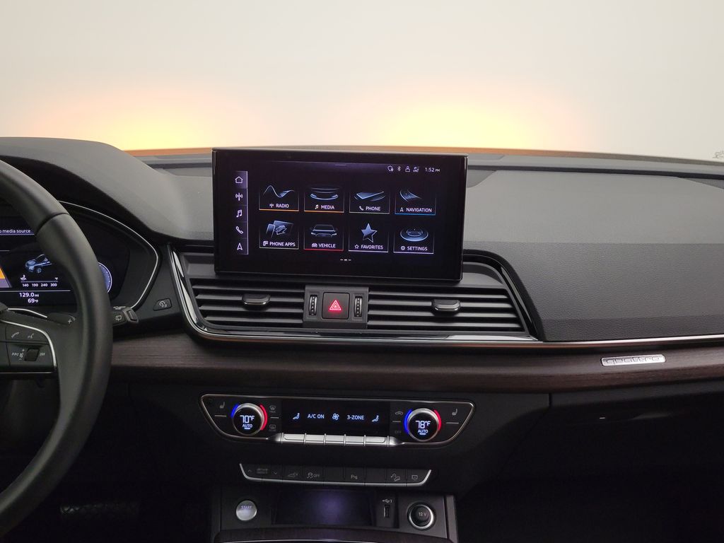 Thumbnail: 2022 Audi Q5 - 19