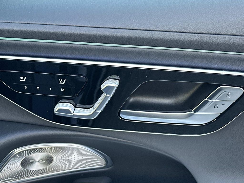 Thumbnail: 2026 Mercedes-Benz E-Class - 17