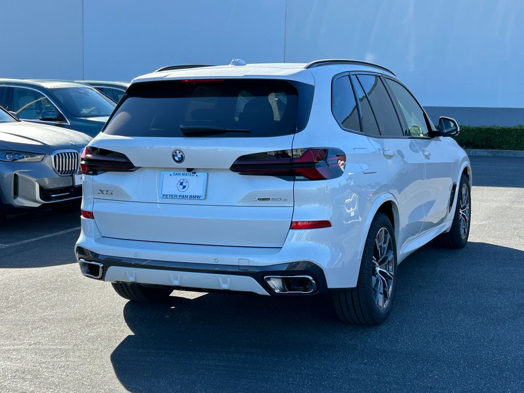 Thumbnail: 2026 BMW X5 - 5