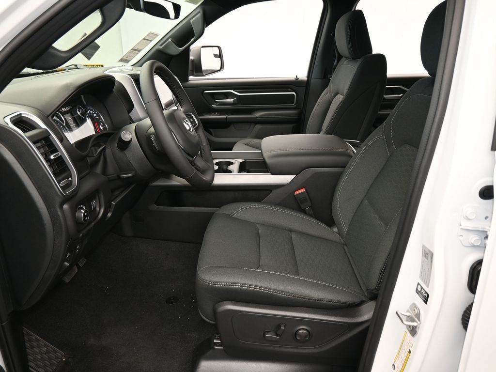 New 2026 Bright White Clearcoat Ram Big Horn/Lone Star image 11