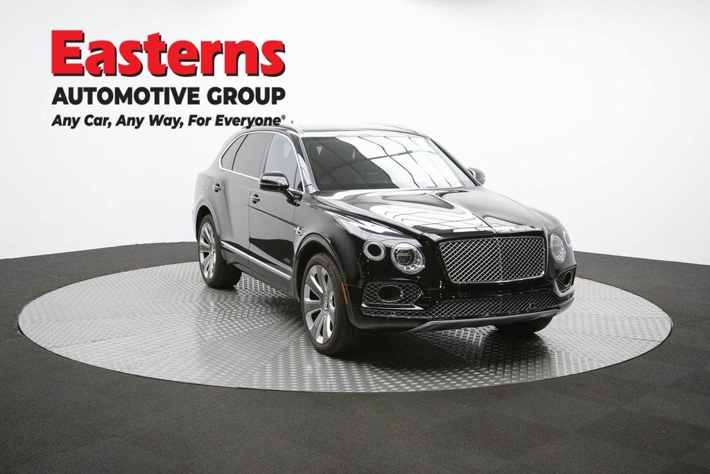 Used 2018 Black Bentley Mulliner image 66