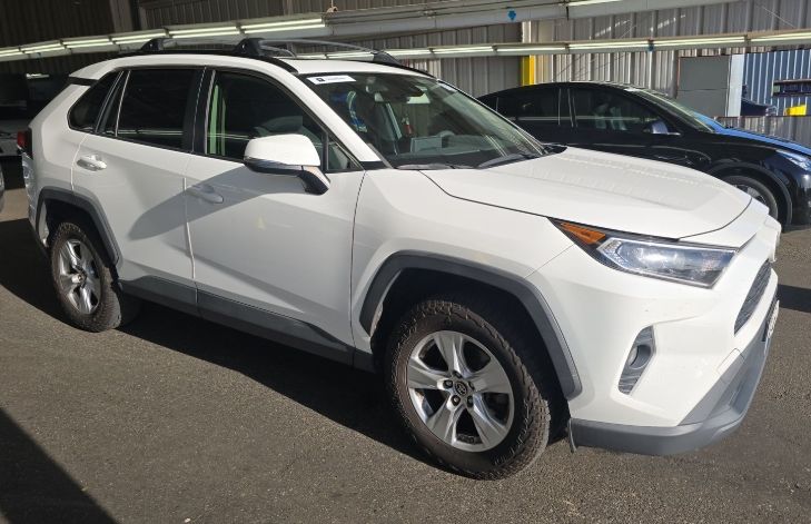 Used 2019 Toyota RAV4 XLE 4D Sport Utility