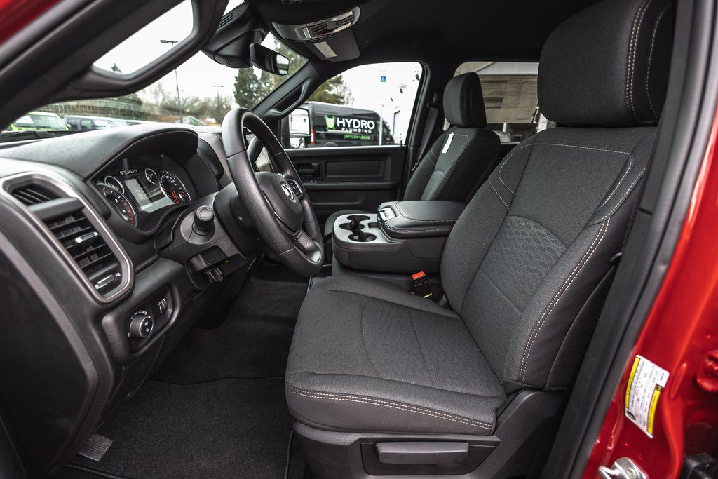 2026 Ram 3500 Tradesman thumbnail 22