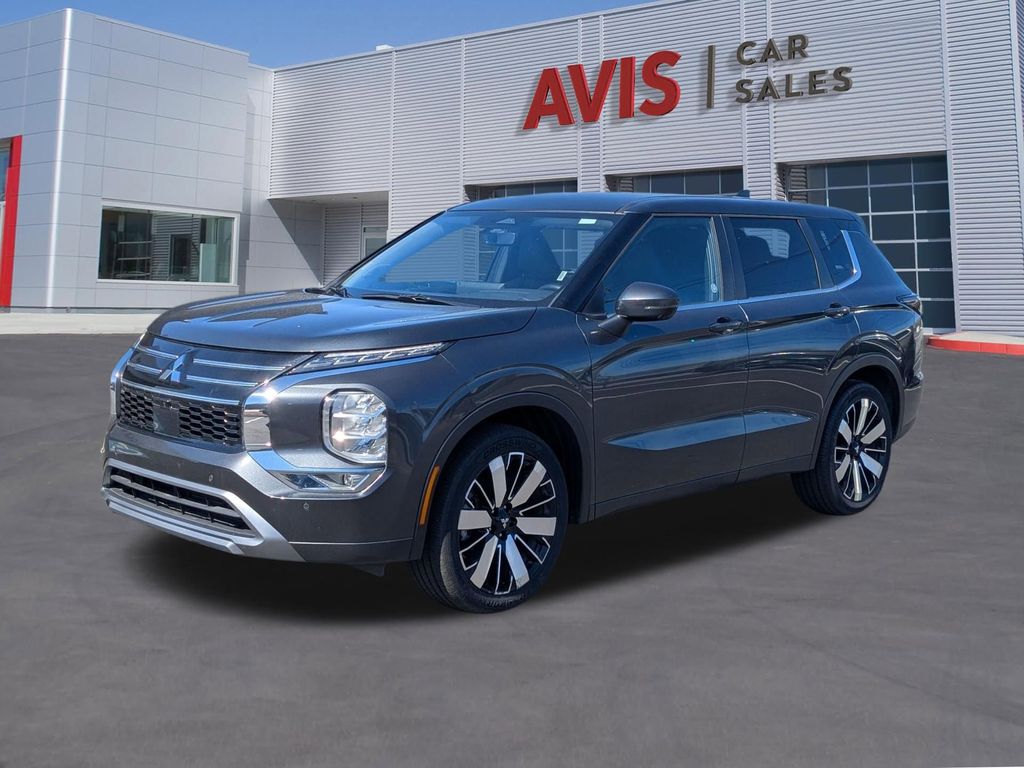 Graphite Gray 2025 Mitsubishi Outlander SE FWD SUV / Crossover Front-Wheel Drive Continuously Variable Transmission