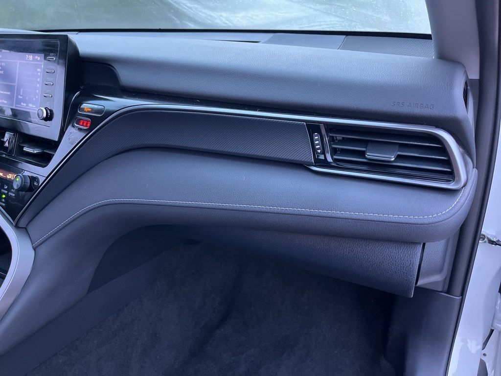 2023 Toyota Camry SE 27