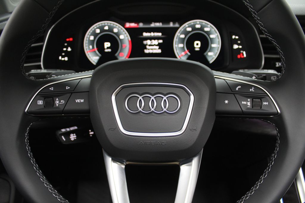 Thumbnail: 2026 Audi Q7 - 31