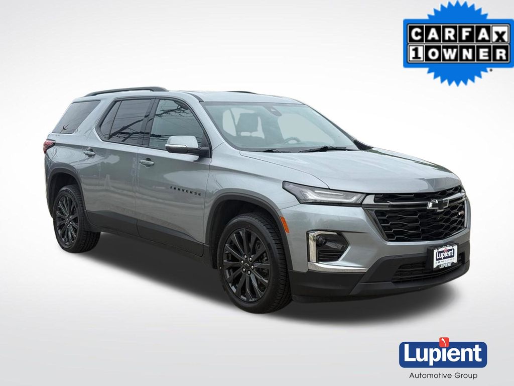 2023 Chevrolet Traverse Gris (Sterling Gray Metallic) SUV/Crossover Todo terreno 9 velocidades Automática