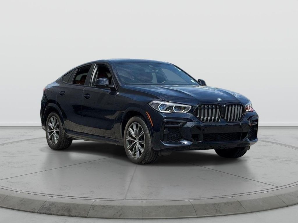 2023 BMW X6 M50i's photo
