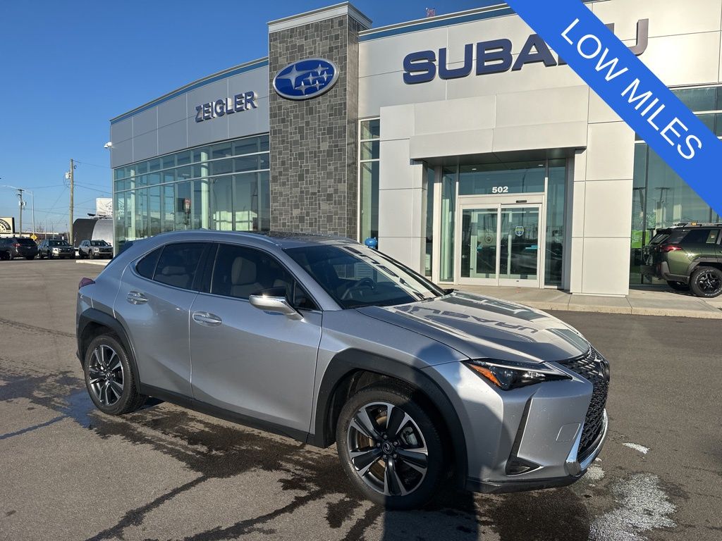 2025 Lexus UX Hybrid 300h Premium FWD