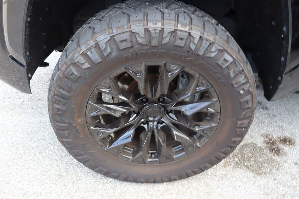 Thumbnail: 2023 Toyota Tundra - 4