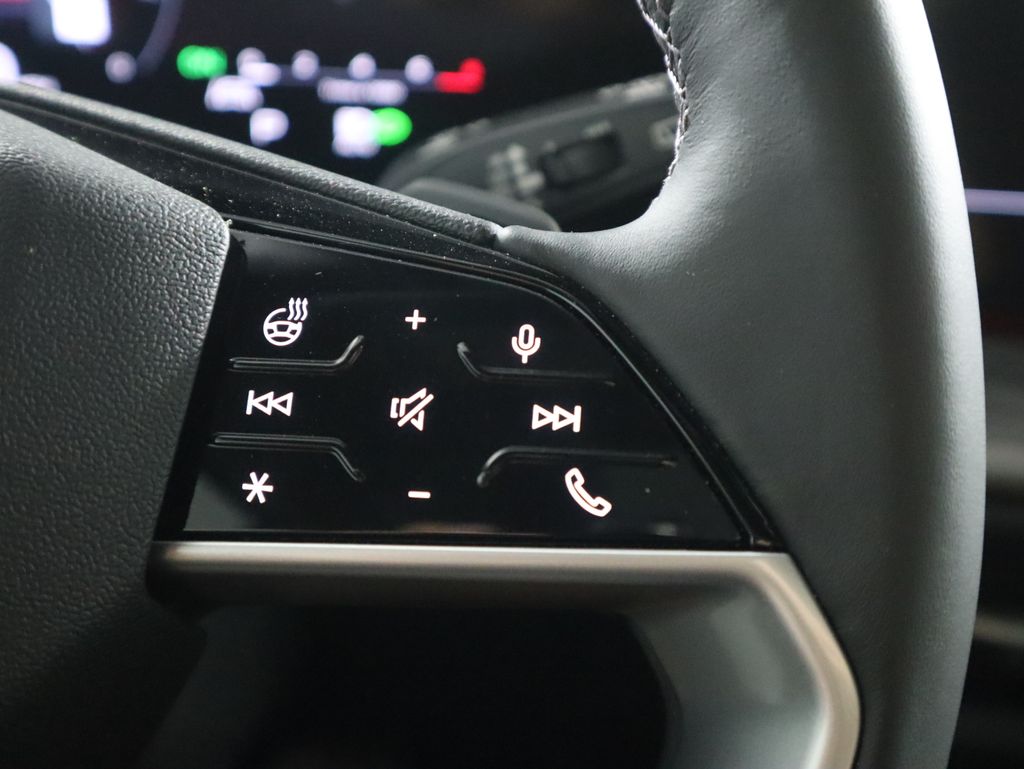 Thumbnail: 2025 Audi Q5 - 14