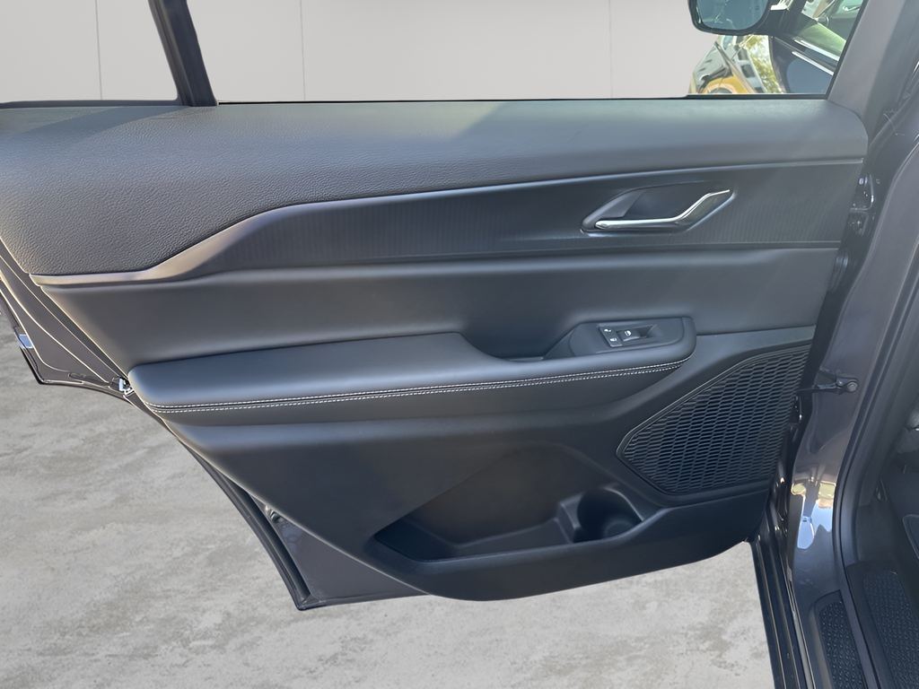 New Car 2025 Jeep Grand Cherokee L  For Sale Under $50,000 In Austin, Texas