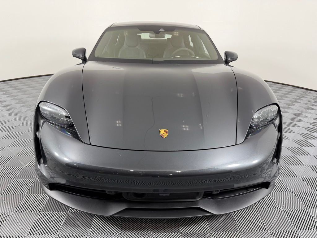 Thumbnail: 2021 Porsche Taycan - 8