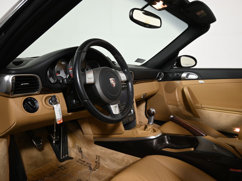 Thumbnail: 2008 Porsche 911 - 4