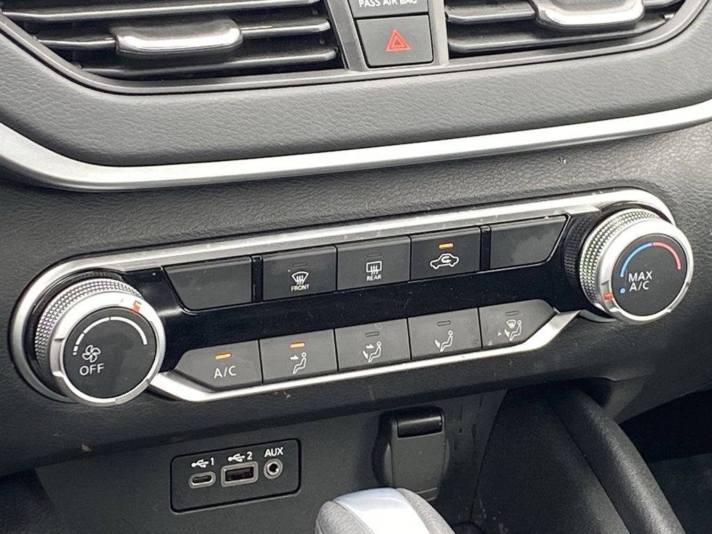 2025 Nissan Altima S - Photo 17