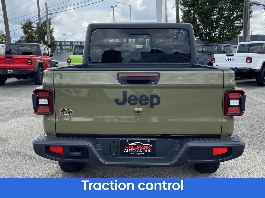 New 2025 Jeep Gladiator Sport New 2025 Jeep Gladiator Sport