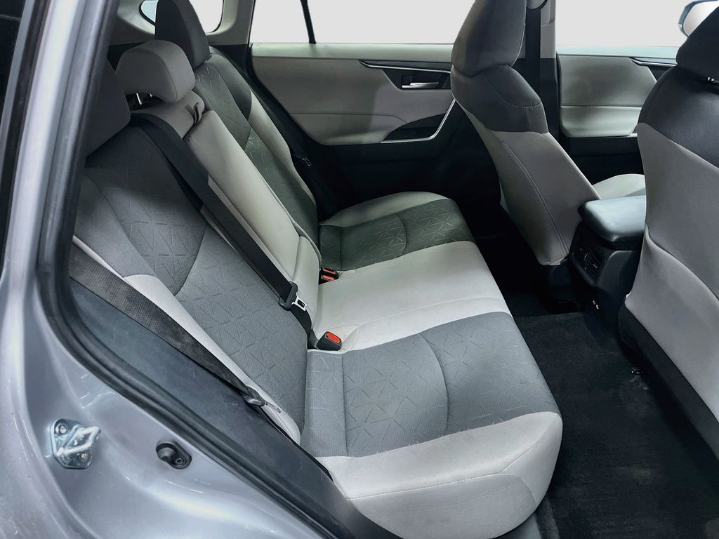 Used 2025 Silver Sky Metallic Toyota XLE image 26