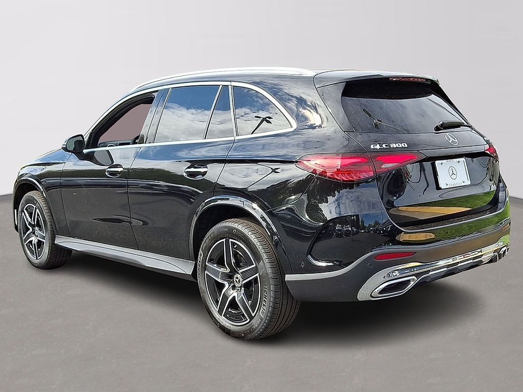 Thumbnail: 2026 Mercedes-Benz GLC - 4