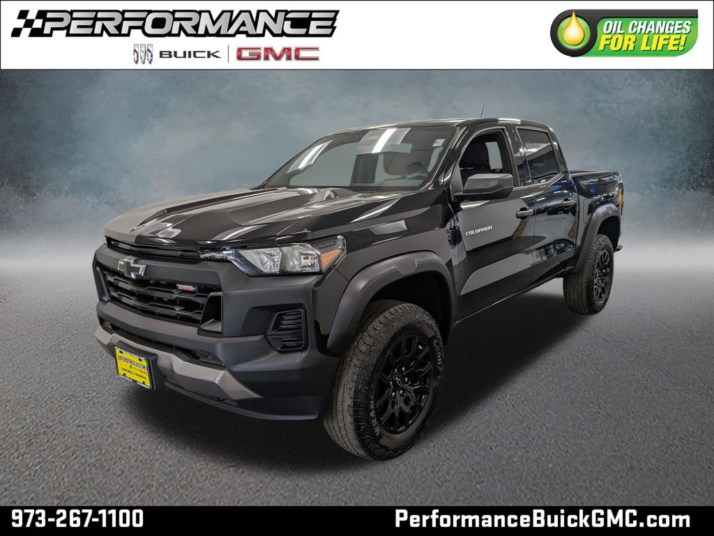 Black 2023 Chevrolet Colorado Pickup Truck Four-Wheel Drive 8-Speed Automatic