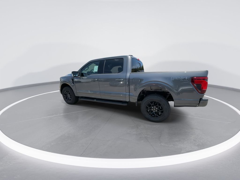 New 2026 Carbonized Gray Metallic Ford XLT image 6