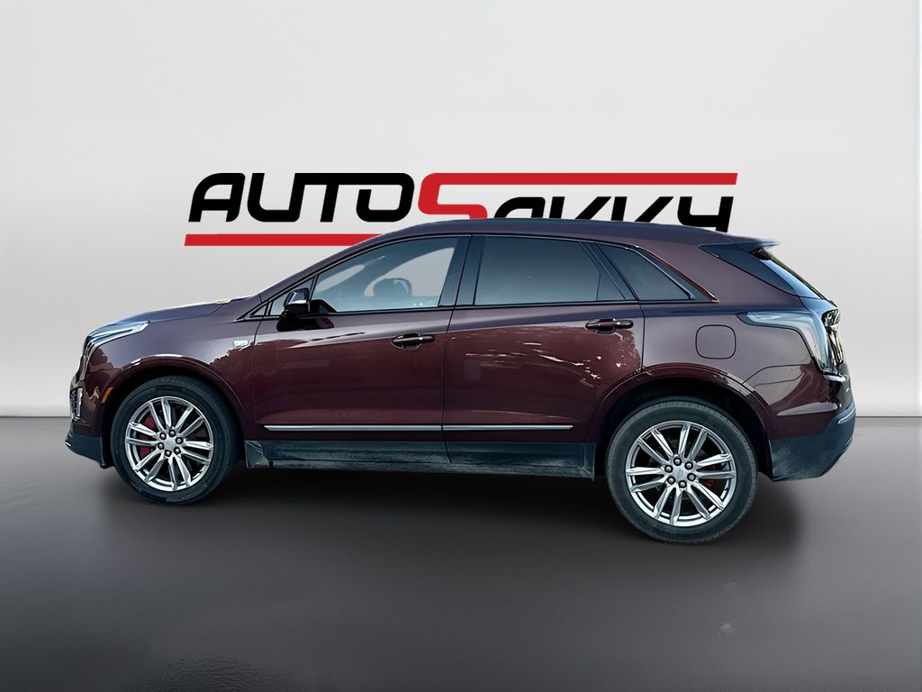 Used 2022 Red Cadillac Sport image 4