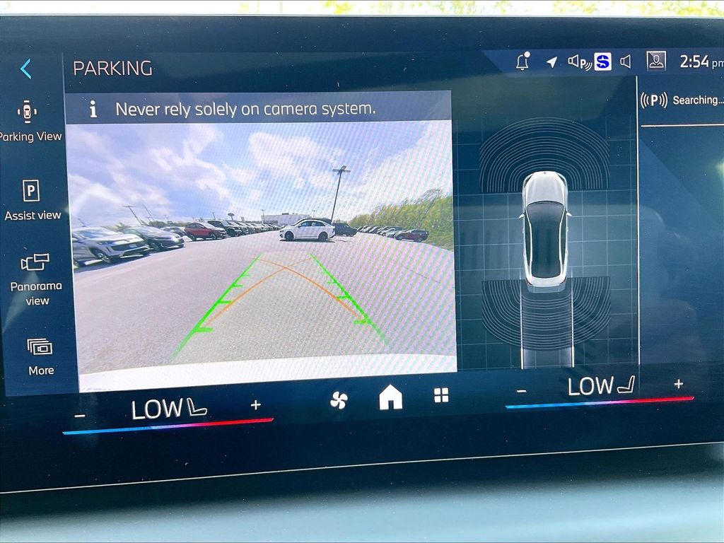 2025 BMW 2 Series — photo 18
