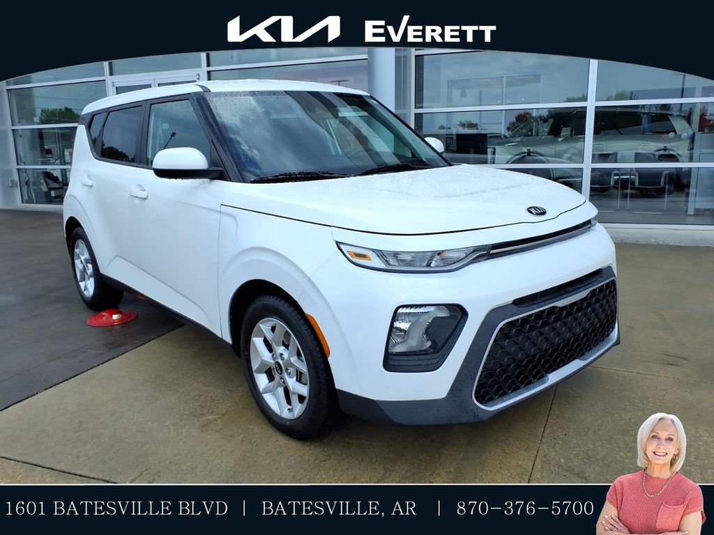 Snow White Pearl 2020 Kia Soul SUV / Crossover Front-Wheel Drive Continuously Variable Transmission