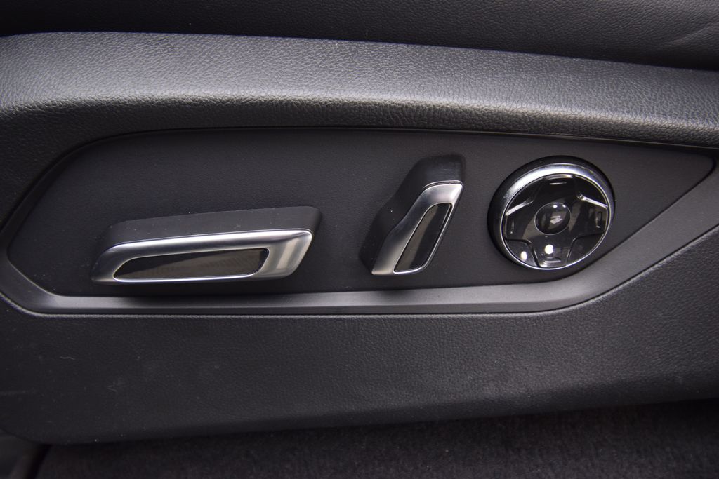 used 2026 Acura MDX car, priced at $54,000