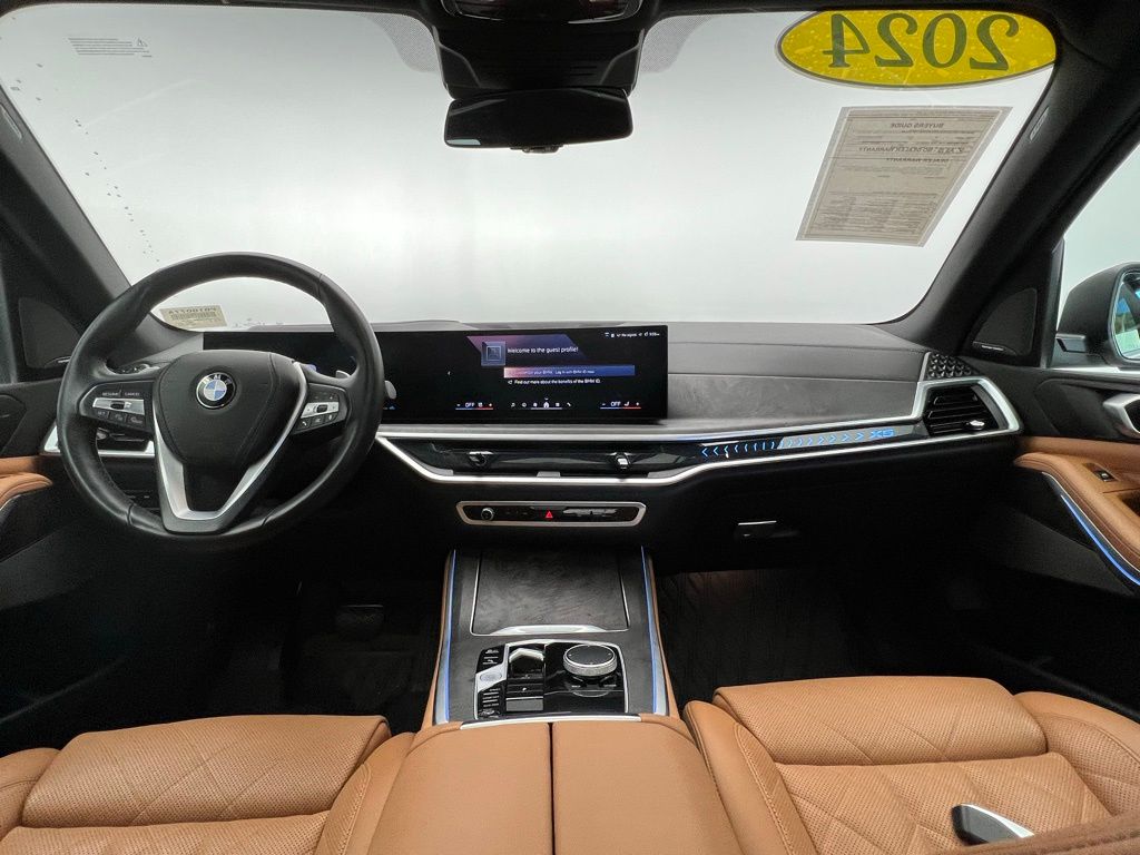 Thumbnail: 2024 BMW X5 - 10