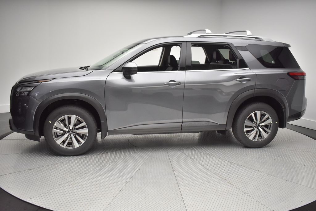 Thumbnail: 2025 Nissan Pathfinder - 8