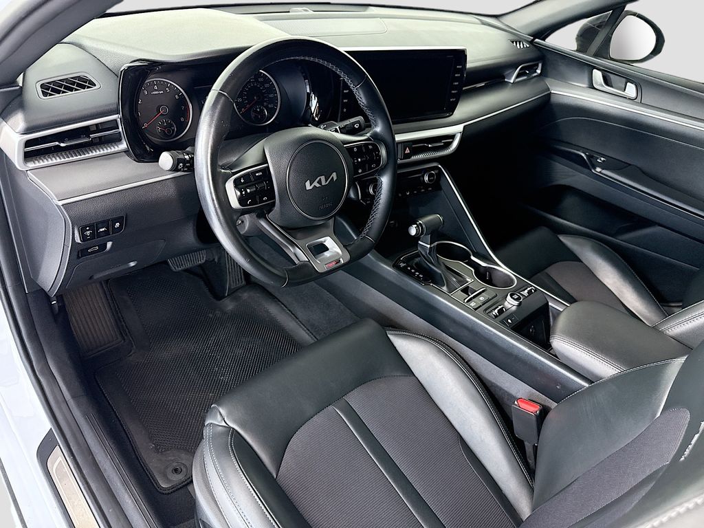 Thumbnail: 2022 Kia K5 - 9