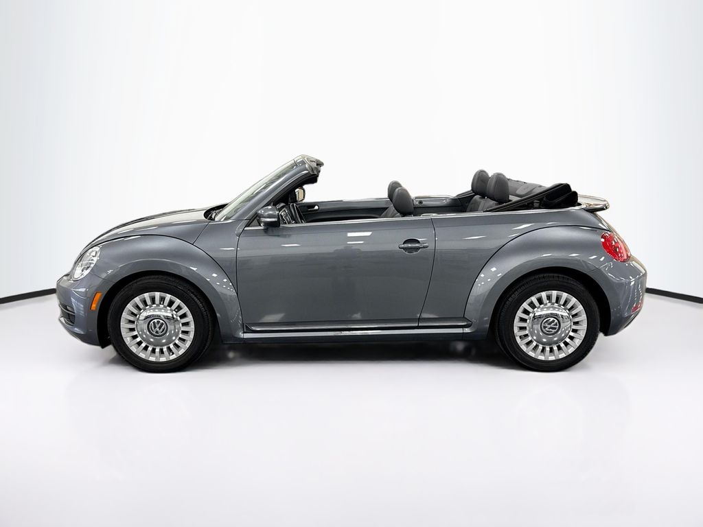 Thumbnail: 2013 Volkswagen Beetle - 8