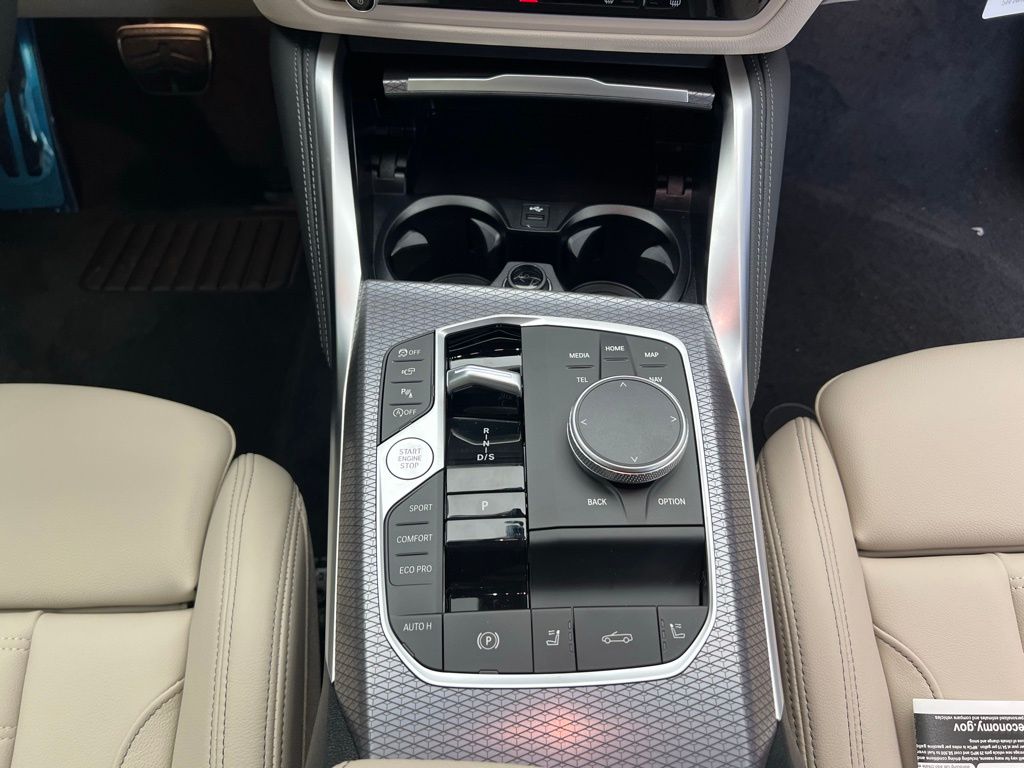 Thumbnail: 2026 BMW 4 Series - 17