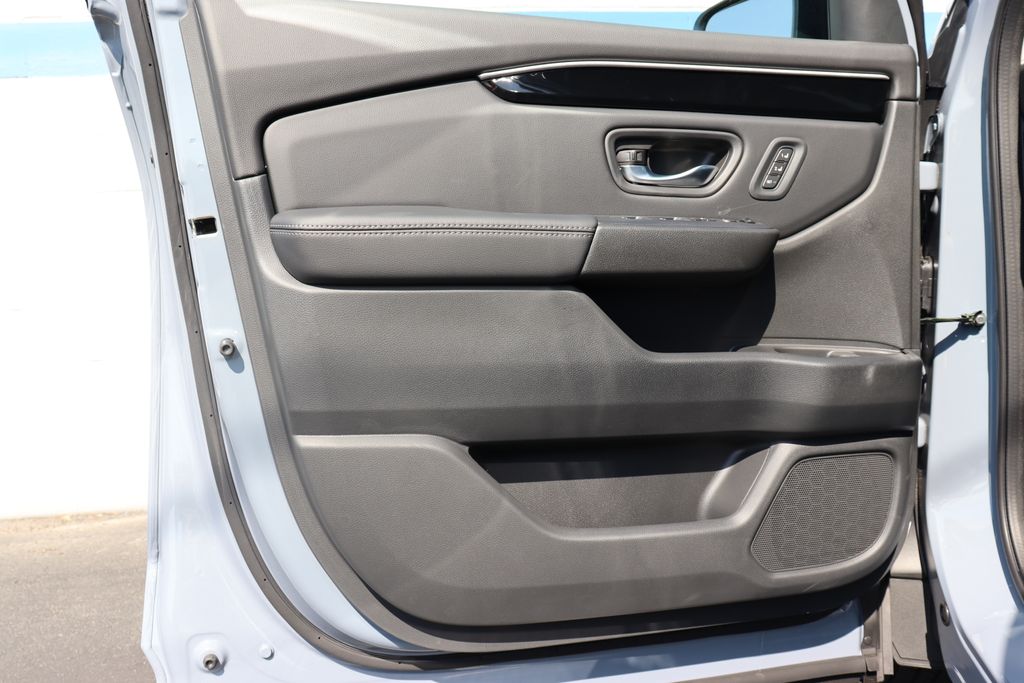 Thumbnail: 2025 Honda Pilot - 31