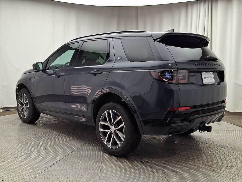 Thumbnail: 2026 Land Rover Discovery Sport - 4