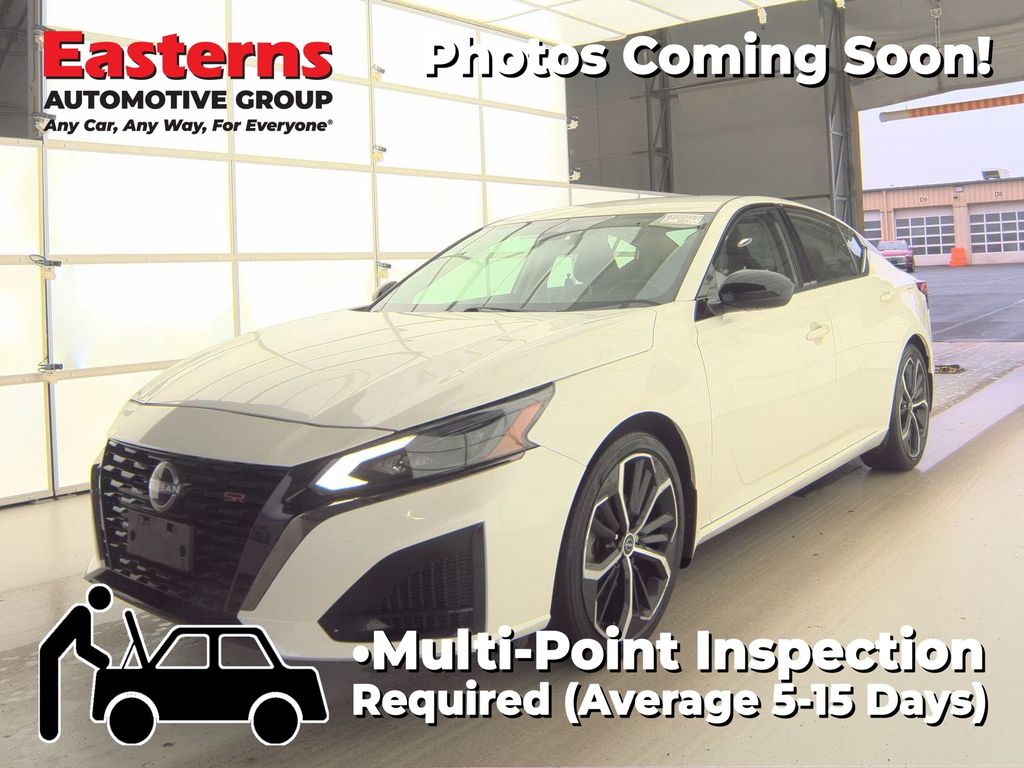 2023 Nissan Altima 2.5 SR's photo