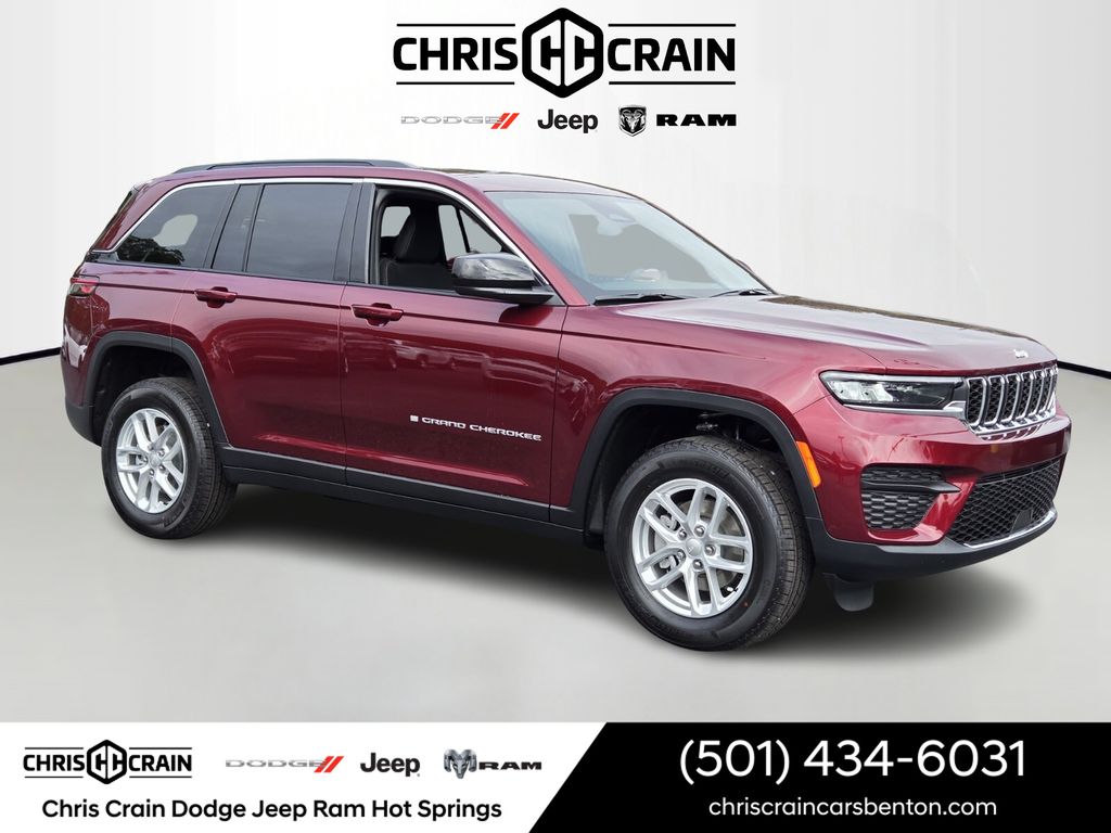 Velvet Red Pearlcoat 2025 Jeep Grand Cherokee SUV / Crossover 4X2 8-Speed Automatic