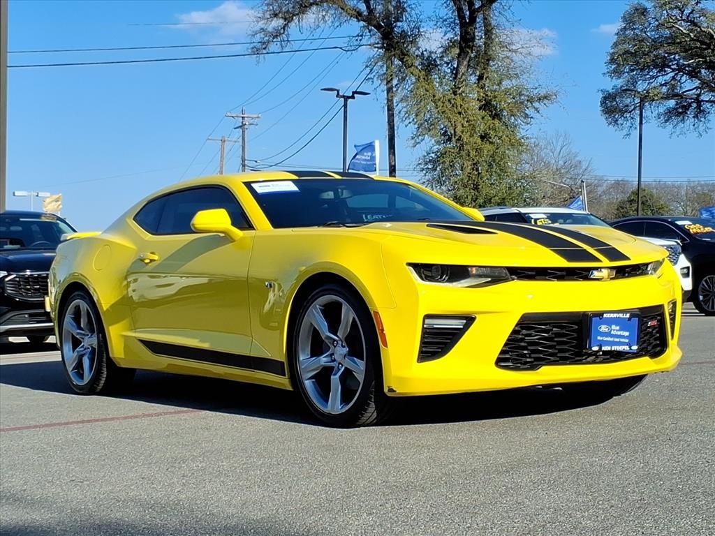 2018 Chevrolet Camaro 1SS Coupe RWD