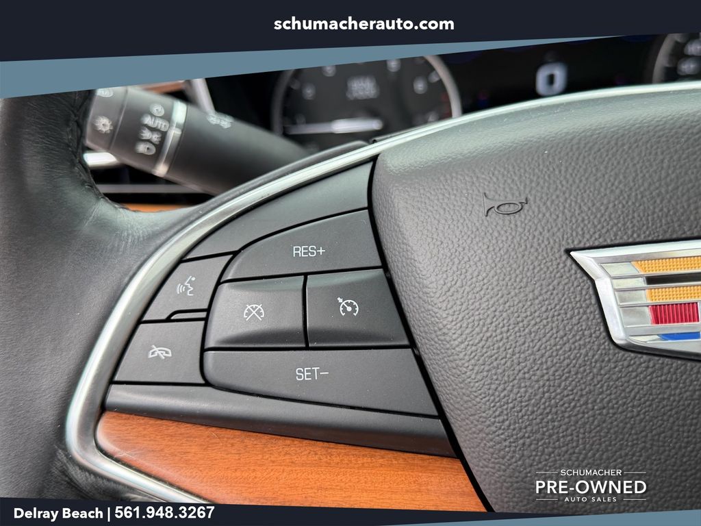 used 2017 Cadillac XT5 car, priced at $17,777