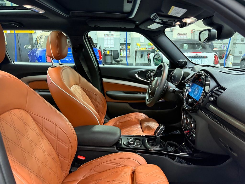 Thumbnail: 2023 MINI Cooper Clubman - 31