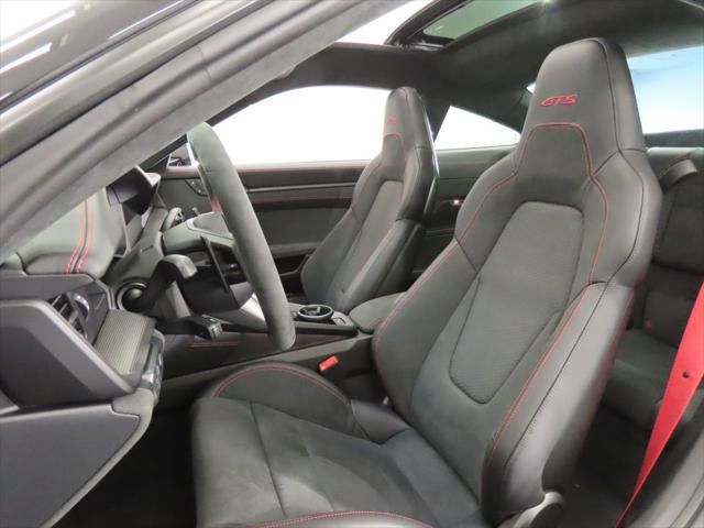 Thumbnail: 2026 Porsche 911 - 5