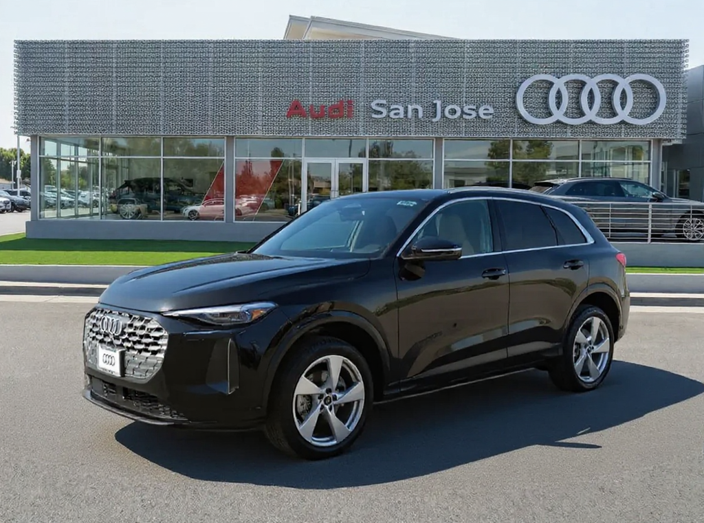 Thumbnail: 2025 Audi Q5 - 1