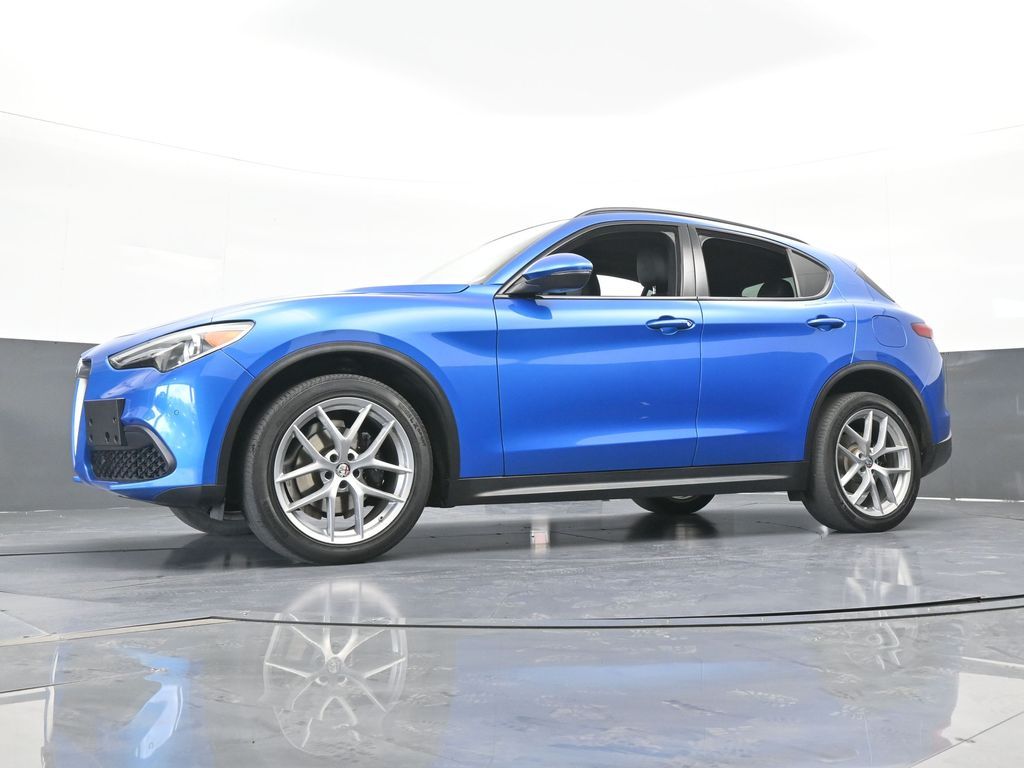 Used 2018 Misano Blue Metallic Alfa Romeo Ti image 57