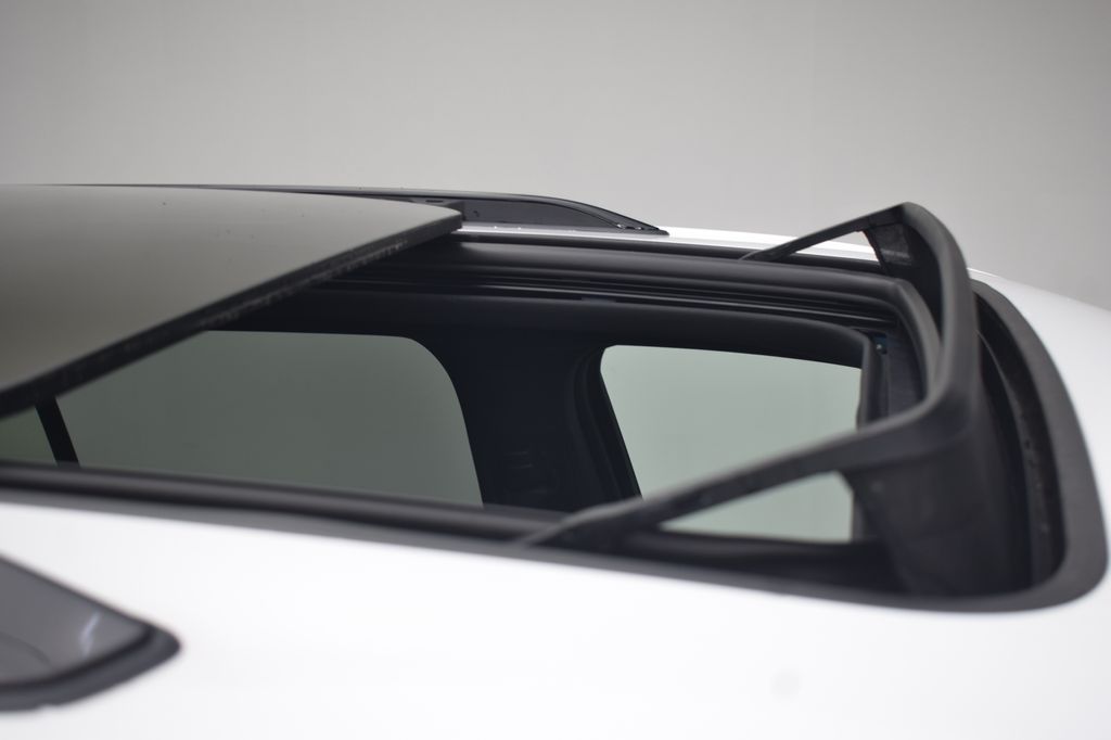 new 2026 Jeep Grand Cherokee car, priced at $47,806