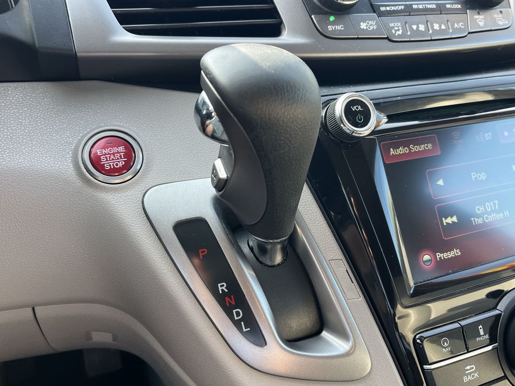 2016 Honda Odyssey EX-L photo