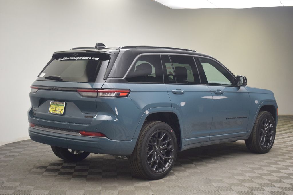 new 2026 Jeep Grand Cherokee car, priced at $59,966