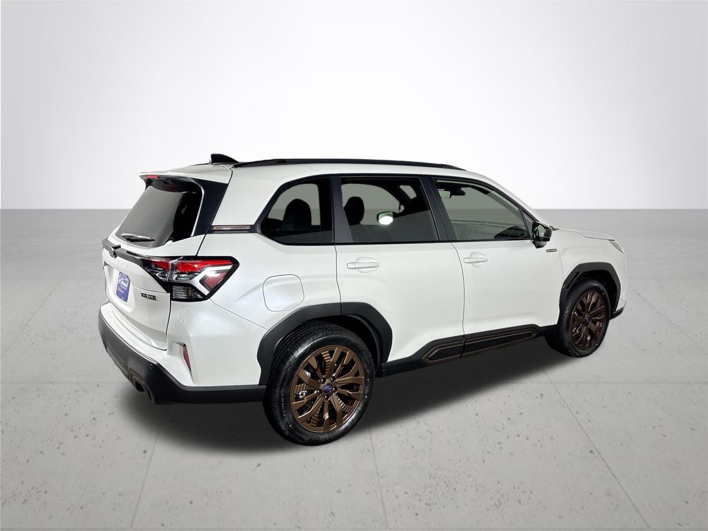 2025 Subaru Forester Sport photo 2