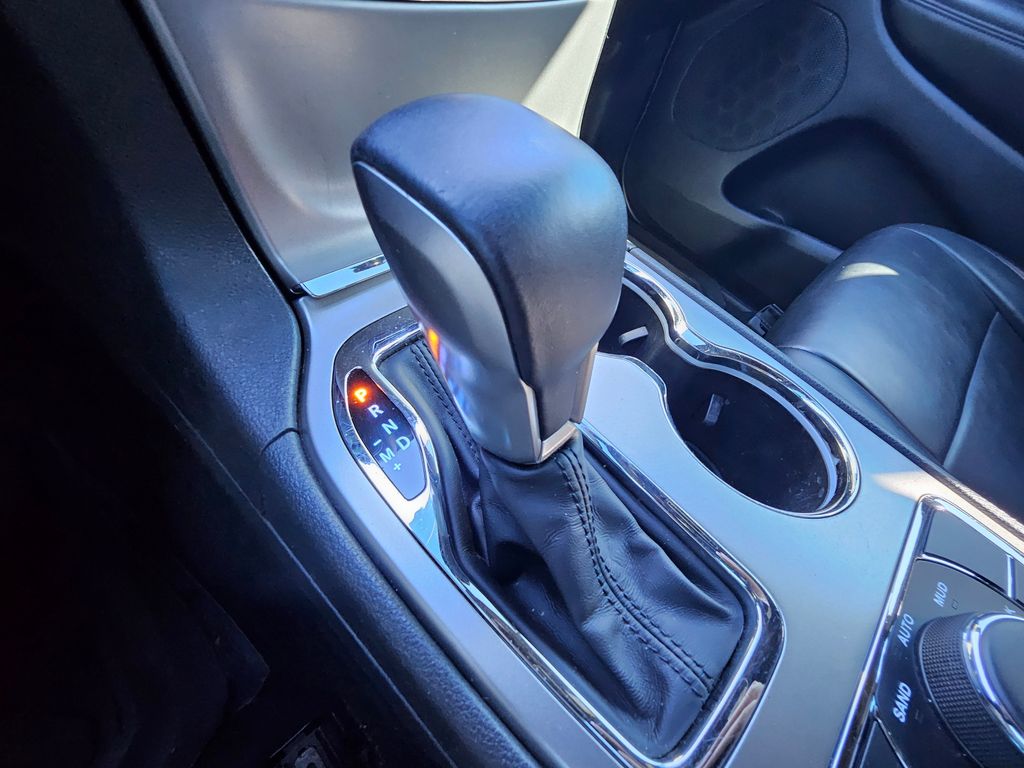 2018 Jeep Grand Cherokee Altitude White at Walterboro Ford