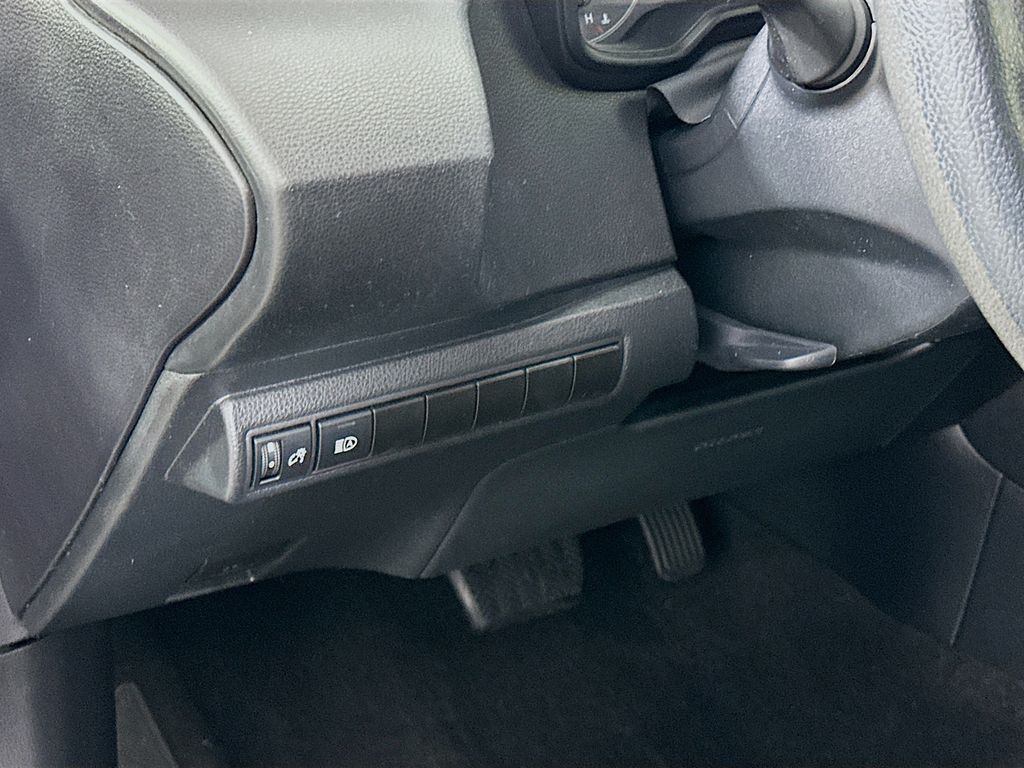 Thumbnail: 2023 Toyota Corolla - 10