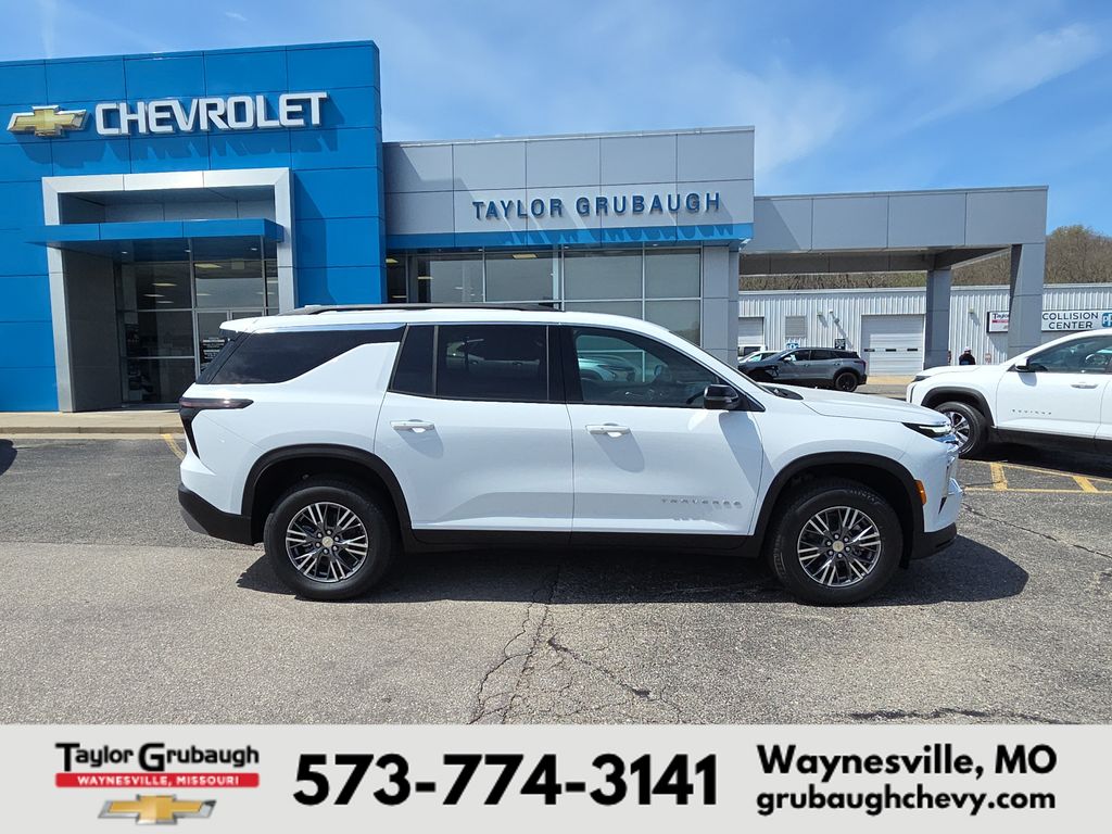 Summit White 2026 Chevrolet Traverse SUV / Crossover Four-Wheel Drive 8-Speed Automatic